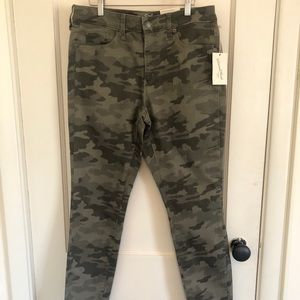 COPY - Green camouflage pants - new with tags!